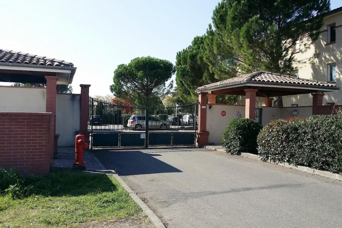 Le Sporting Land - avec piscine&place de parking !!! Gaillac Extérieur photo